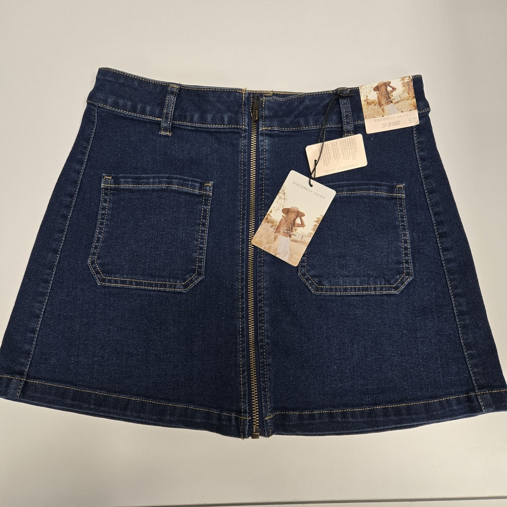 Sincerely Jules Dark Blue Mini Skirt Size 5 NwT